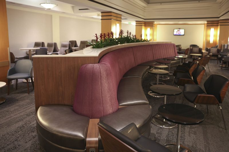 Premium Lounge
