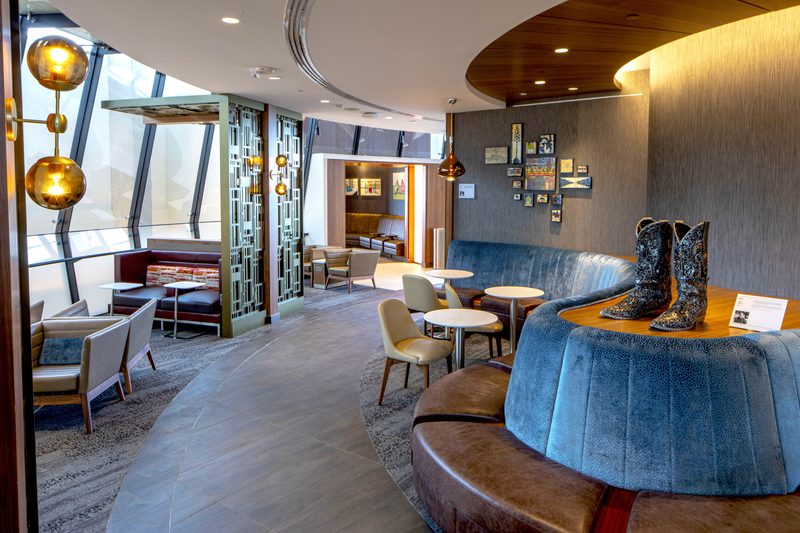 Premium Lounge