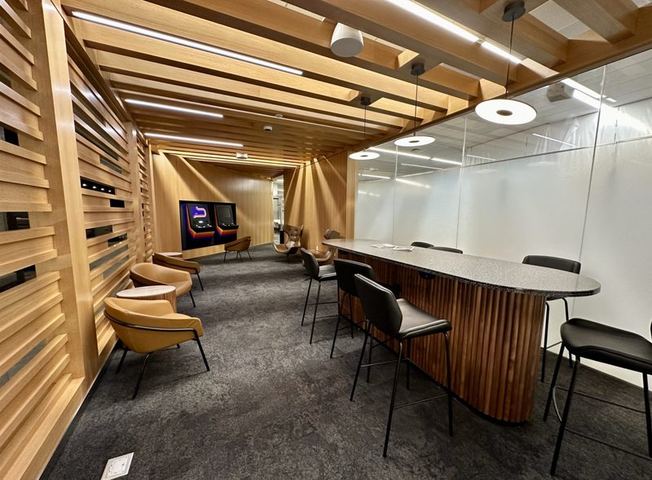 laguardia airport game room table lga